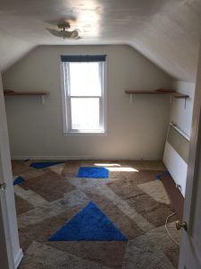 triangle carpet room